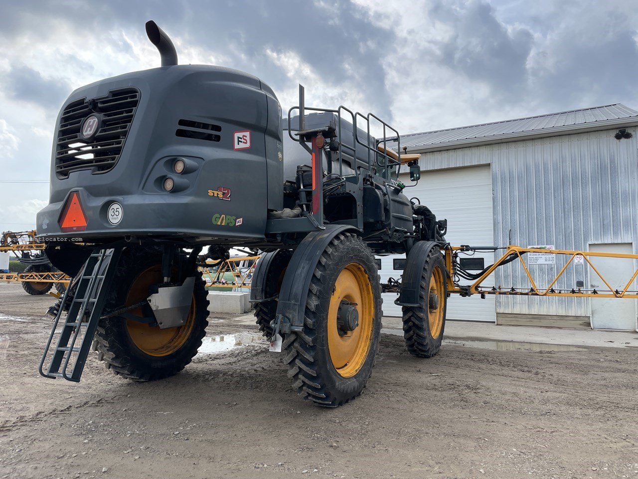 2019 Hagie STS12 Image 2