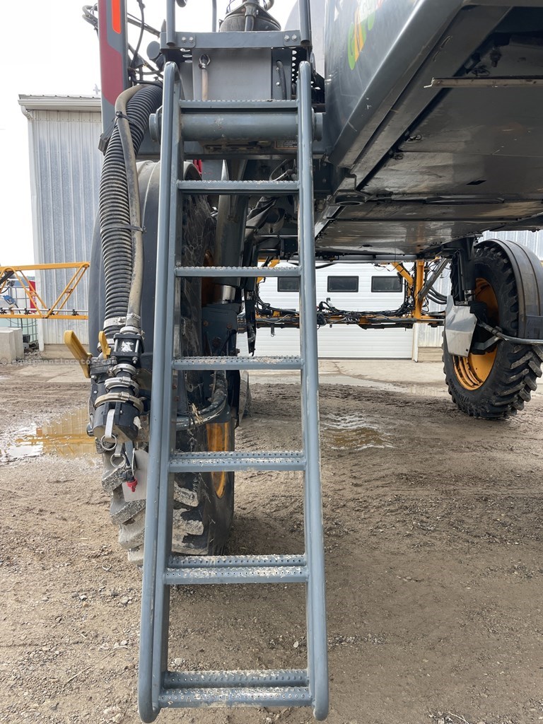 2019 Hagie STS12 Image 14