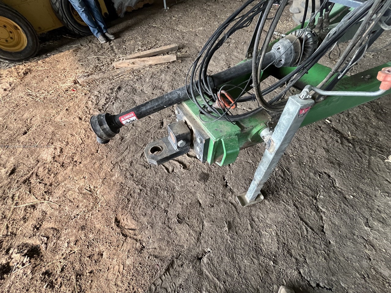 2007 Frontier GC1106 Image 10