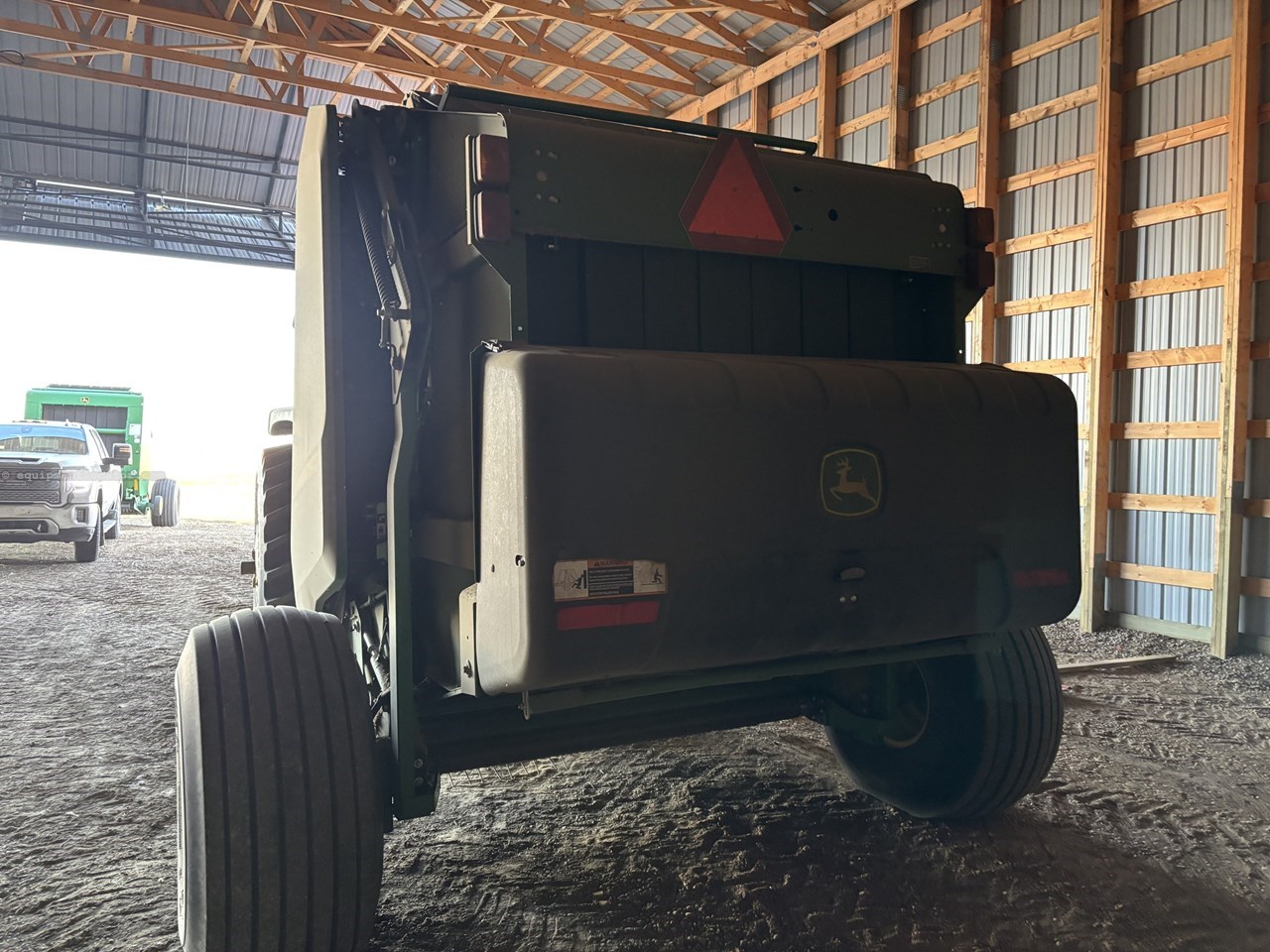 2018 John Deere 560M Image 10