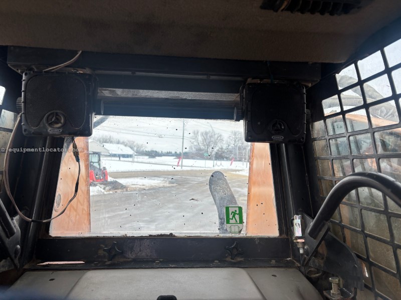 2005 Case 450 Image 10