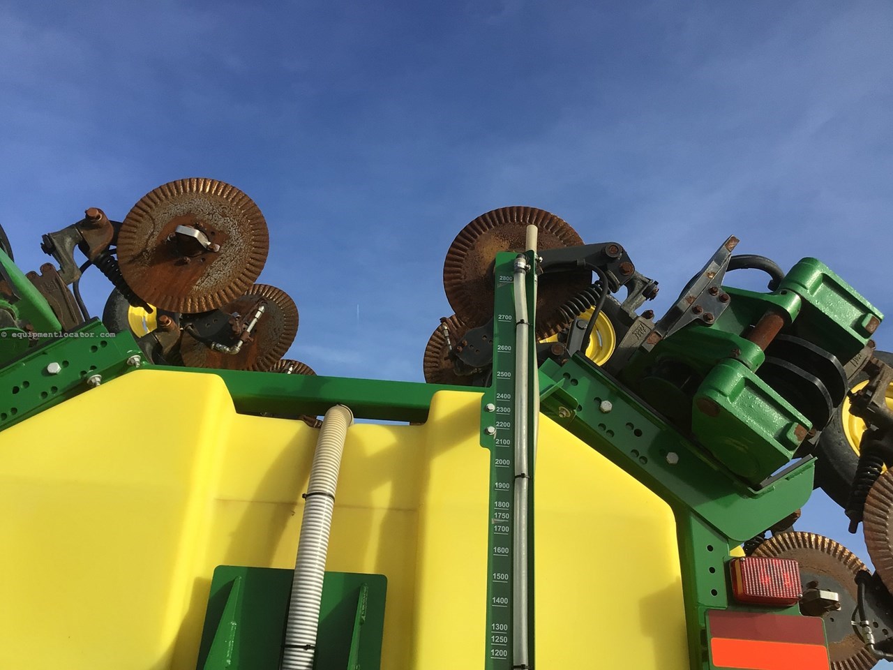 2025 John Deere 2530L Image 8