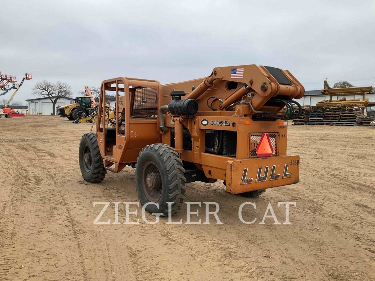 1999 Lull 844C-42 Image 4