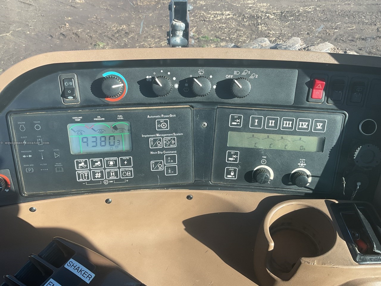 2000 John Deere 8110 Image 10