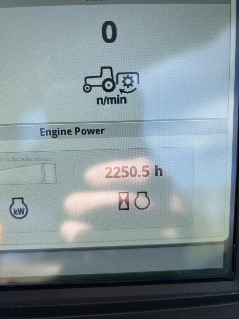 2022 John Deere 8R 340 Image 10