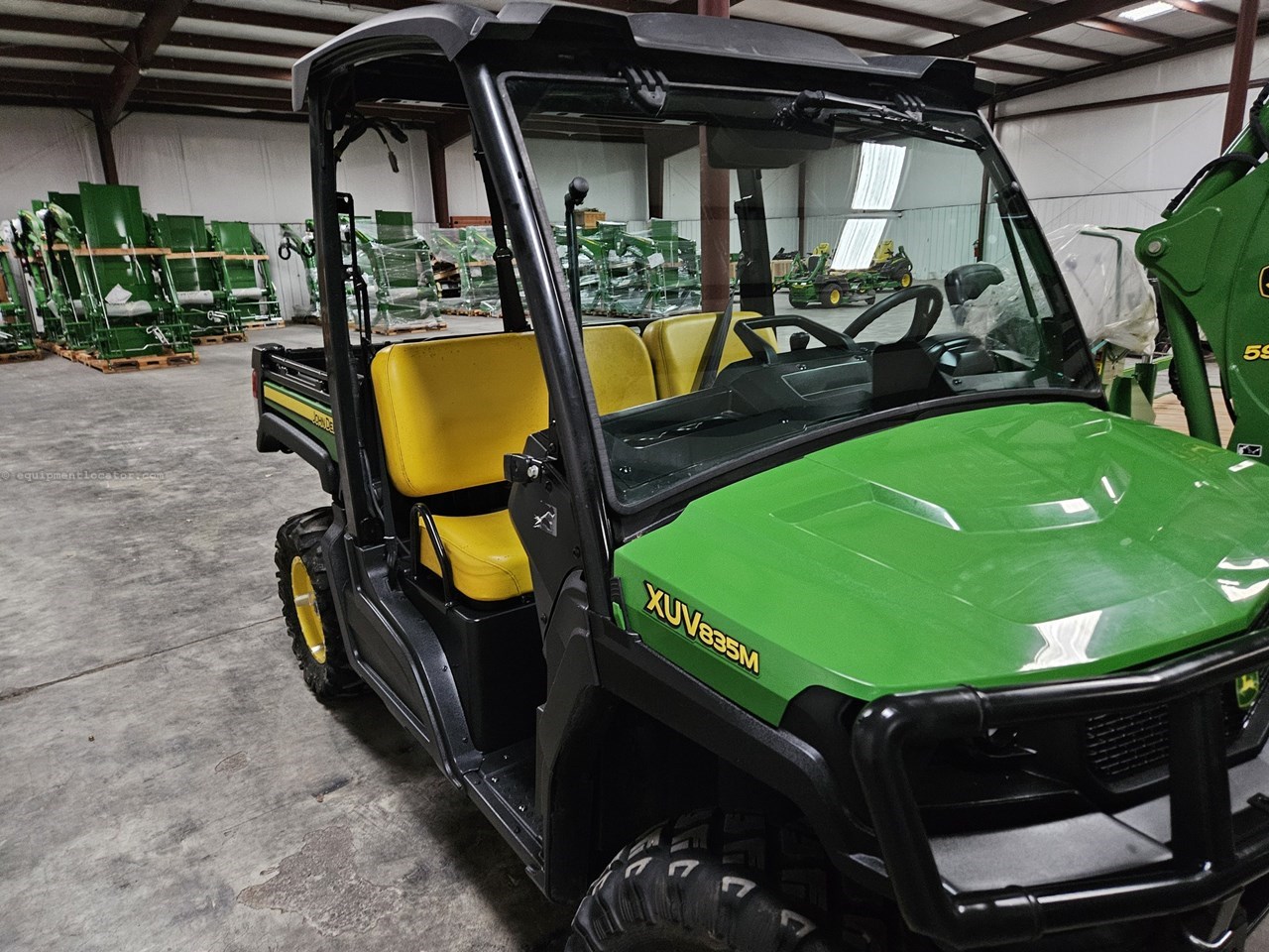 2020 John Deere 835M Image 10