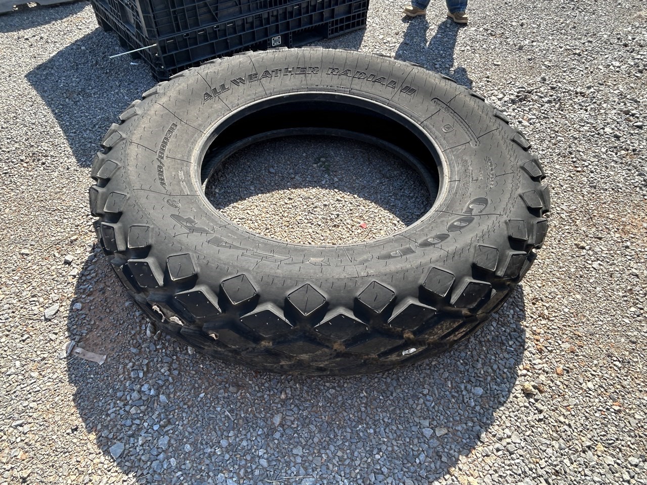 Goodyear 480/80R38 R-3 Image 2