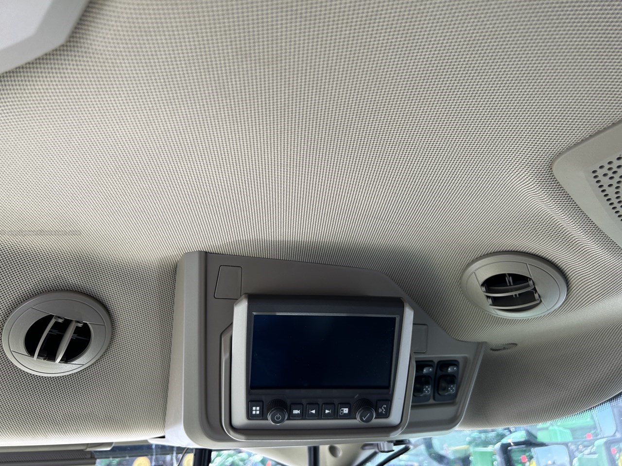 2020 John Deere CS770 Image 30