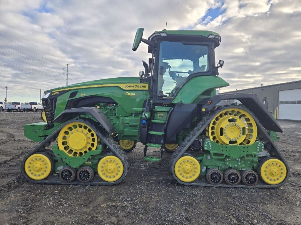2025 John Deere 8RX 410 Image 2