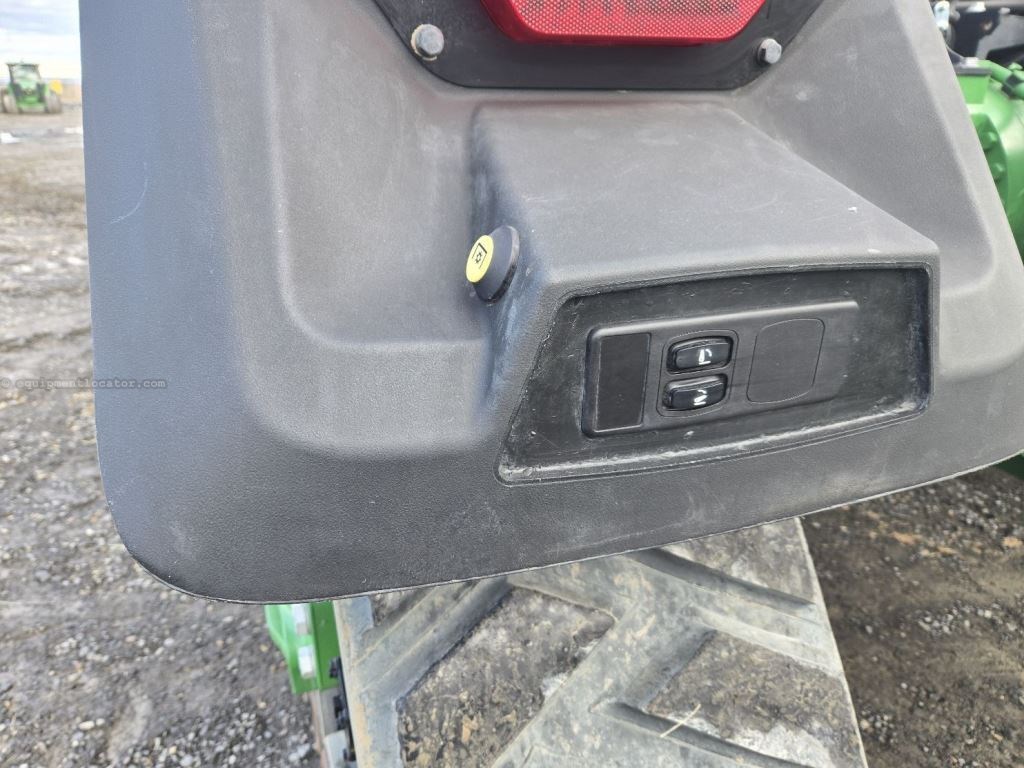 2025 John Deere 8RX 410 Image 16
