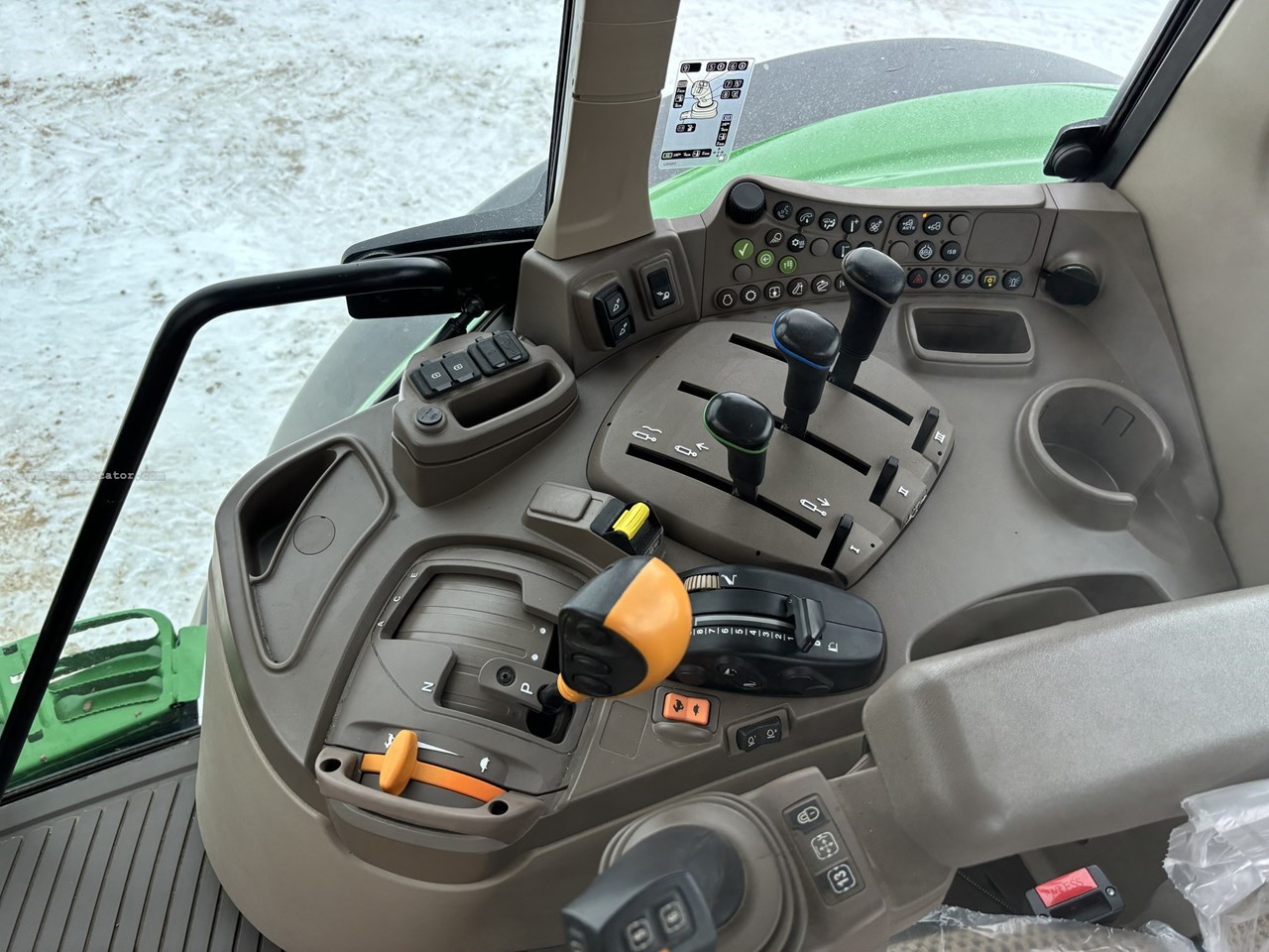 2024 John Deere 6155M Image 13