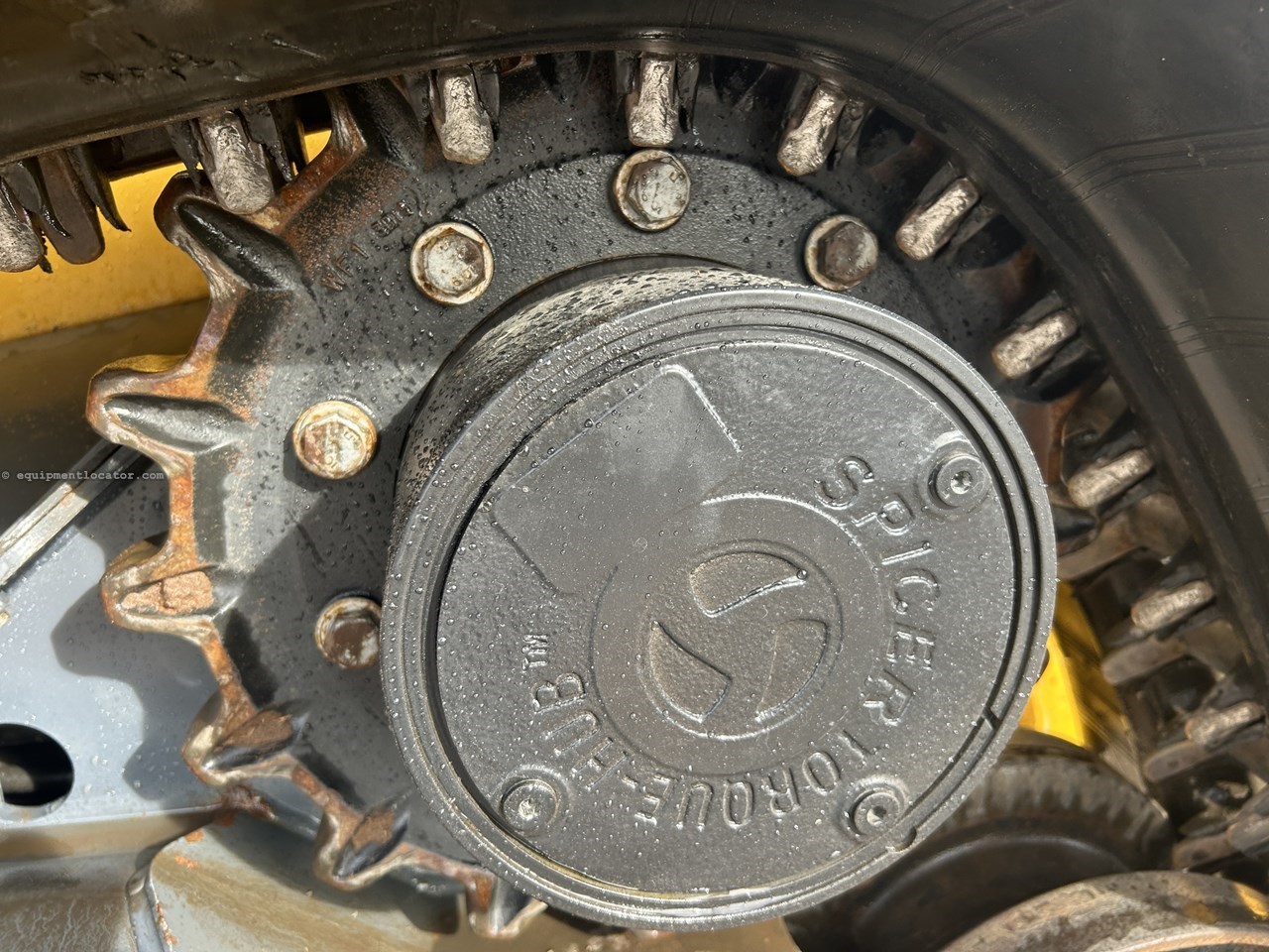 2023 John Deere 333G Image 10