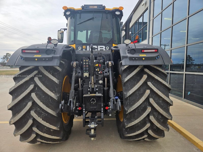 2025 JCB 8330 Image 4