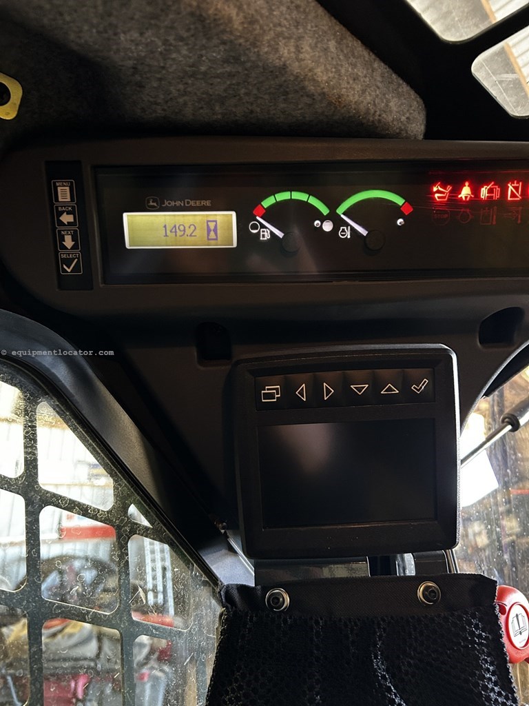 2025 John Deere 325G Image 10