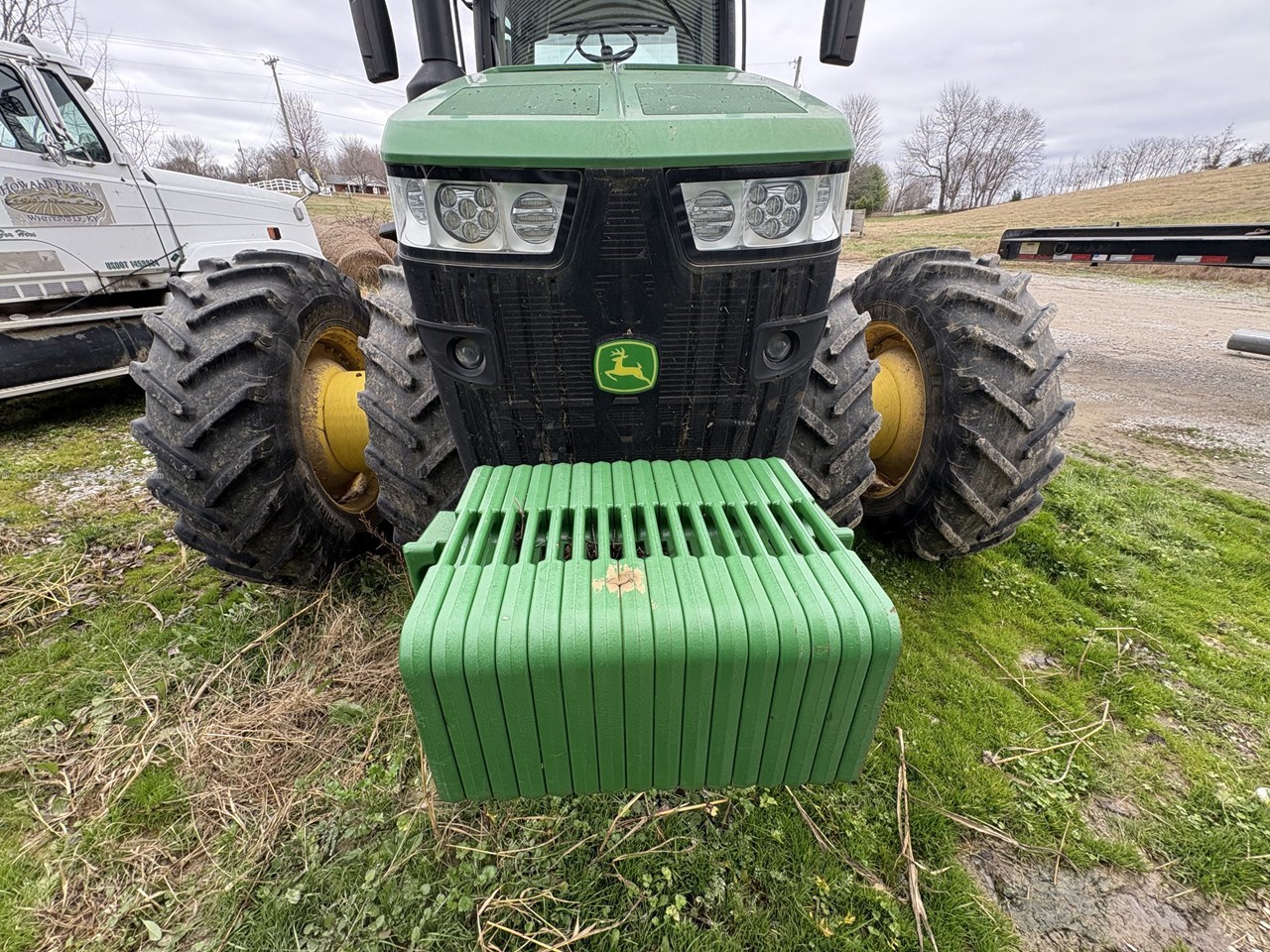 2018 John Deere 8270R Image 10