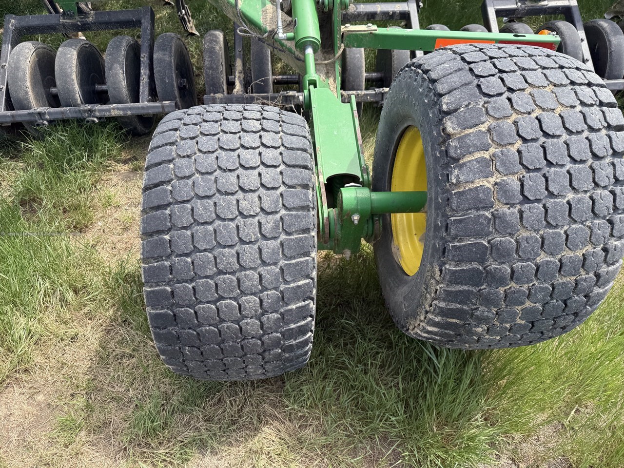 2014 John Deere 1835 Image 39