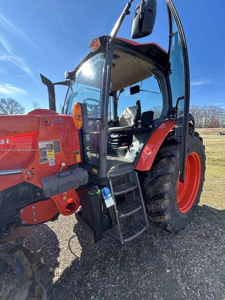 2023 Kubota M6-141 Image 10