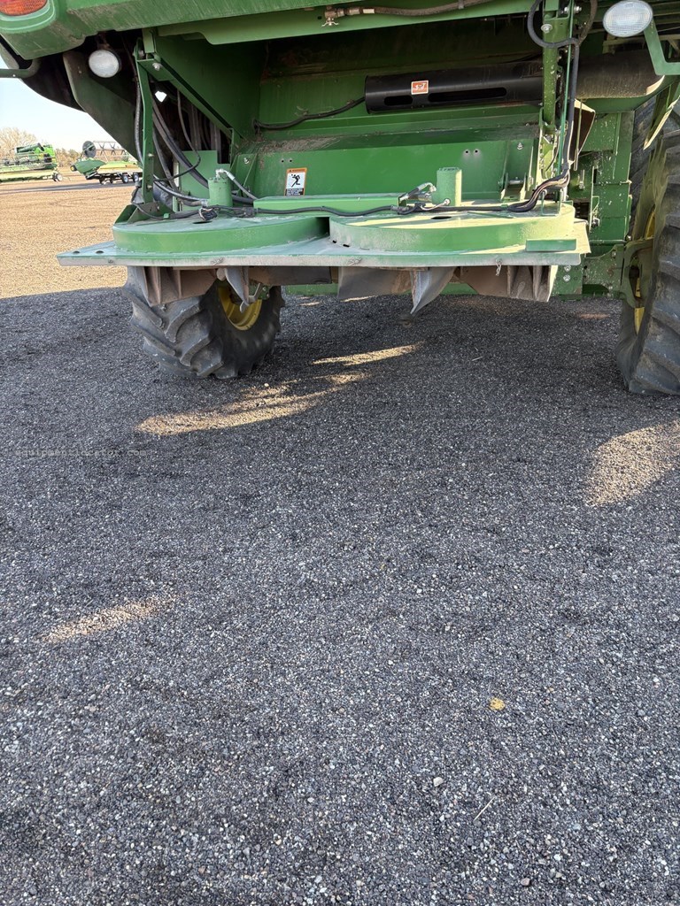 2014 John Deere S660 Image 10