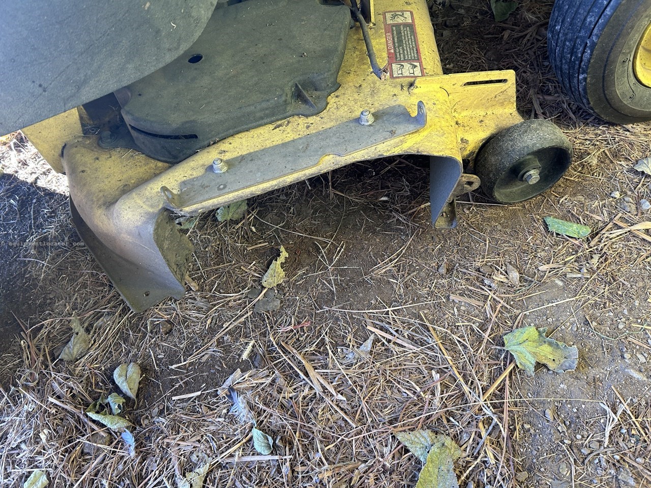 2014 John Deere Z445 Image 10