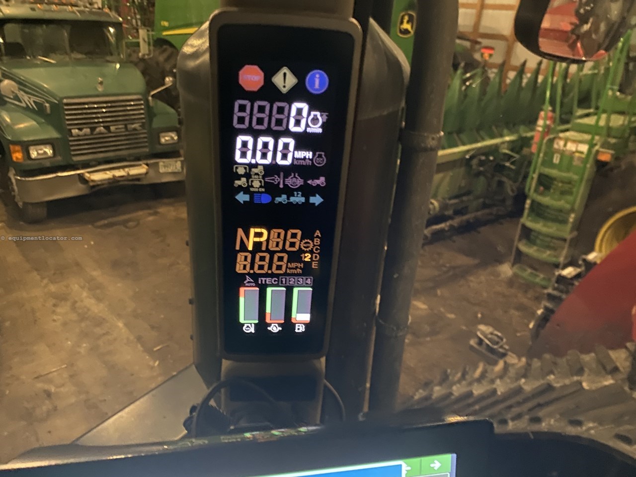 2014 John Deere 9560RT Image 31