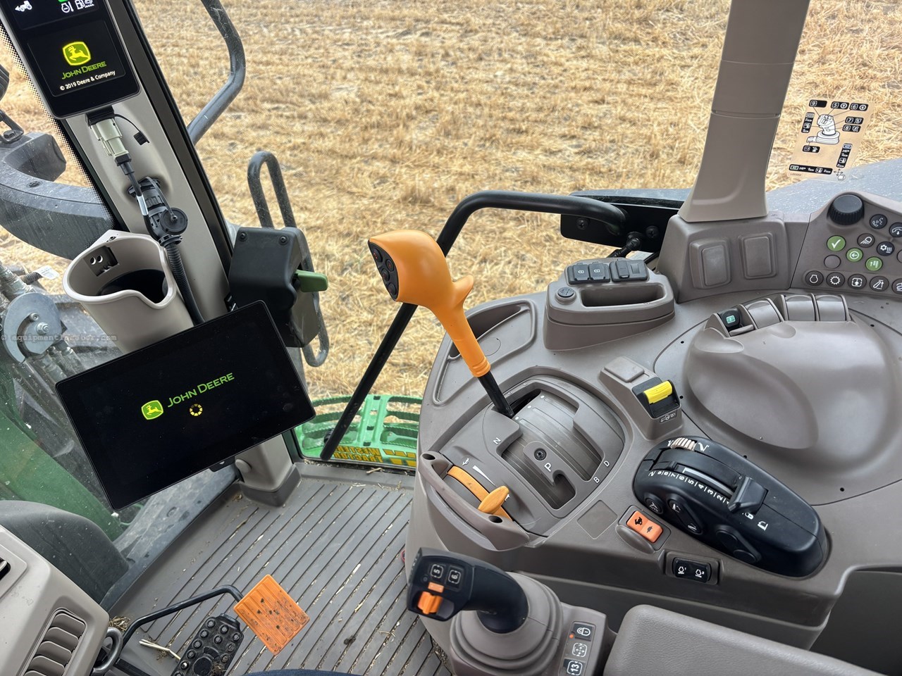 2025 John Deere 6155M Image 10