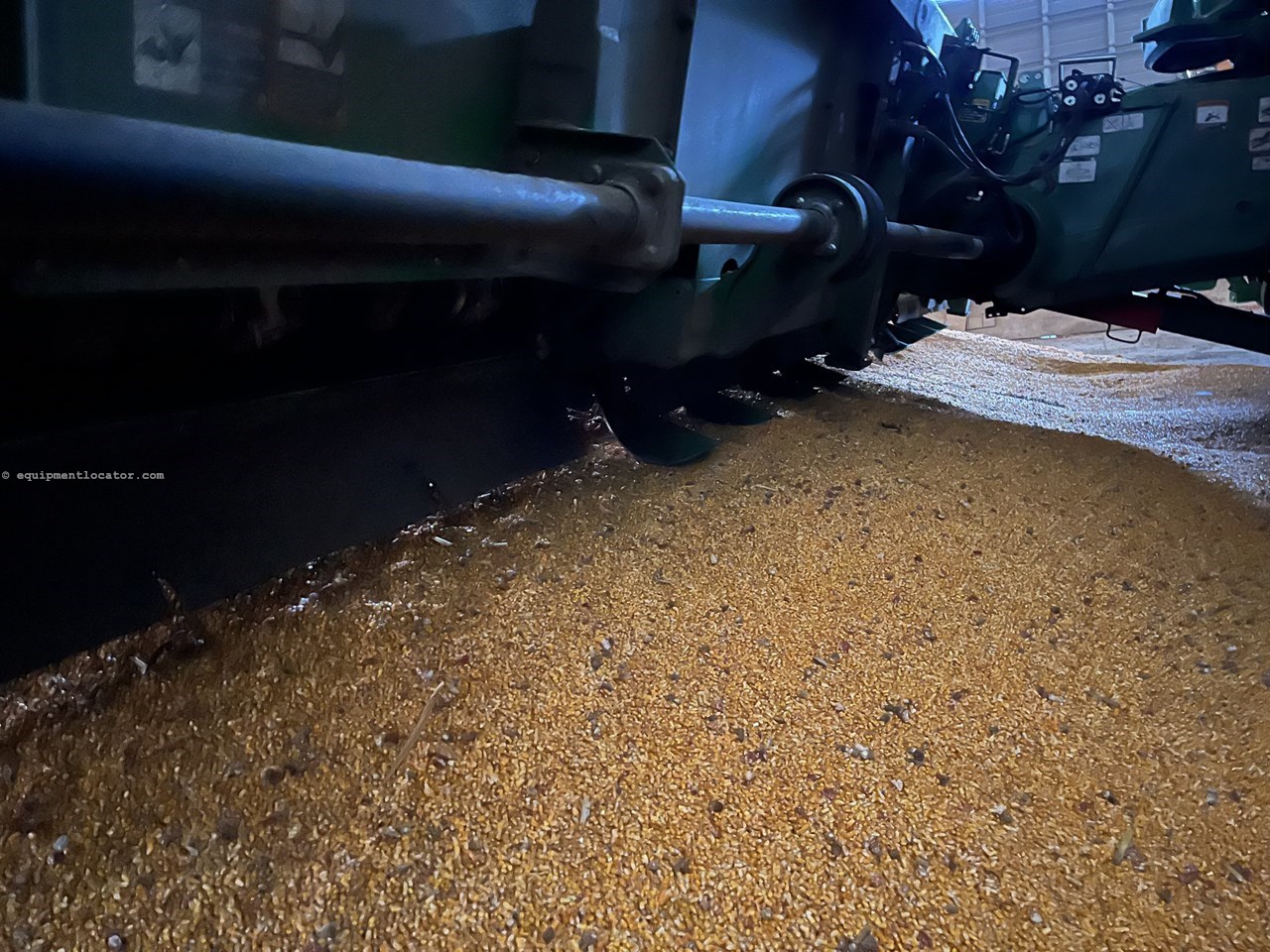 2021 John Deere C18R Image 10