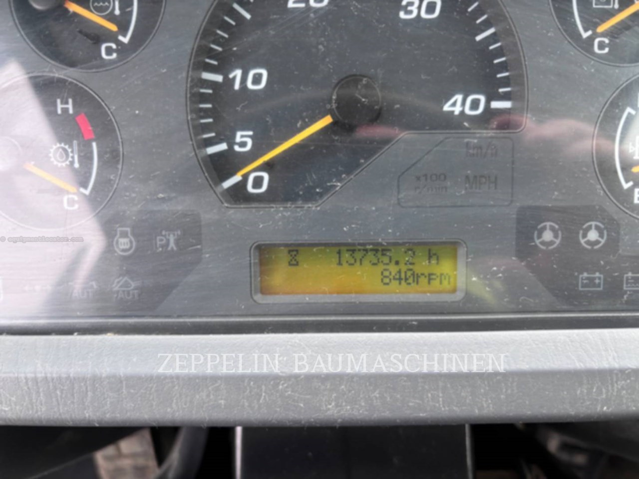 2014 Komatsu WA470LC-6 Image 10