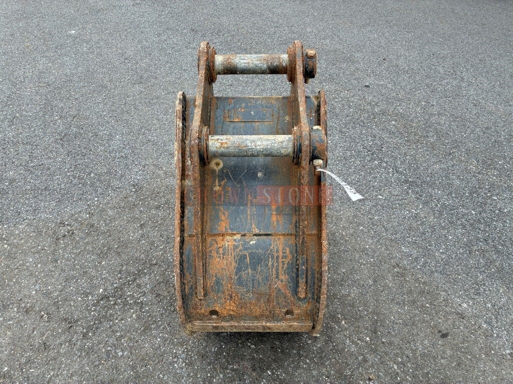 Bobcat 18" Pin On Trenching Buclet - CL6 Image 4