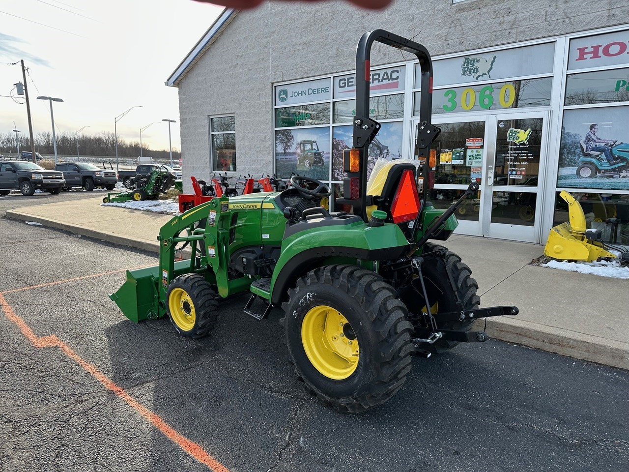 2025 John Deere 2038R Image 3