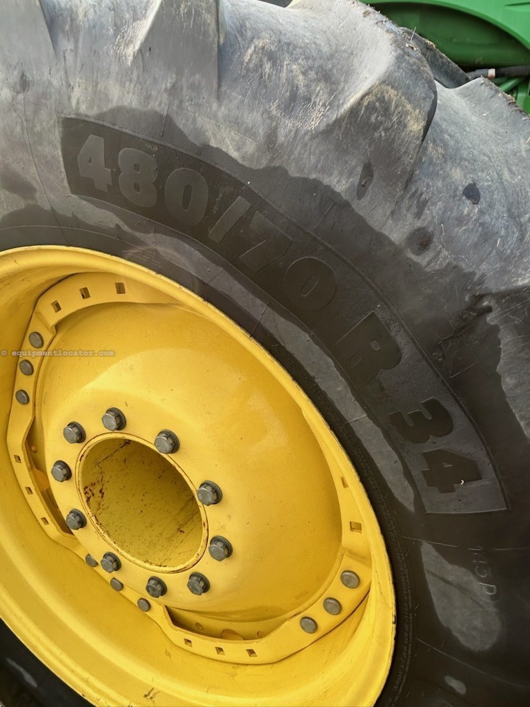 2017 John Deere 8370R Image 10