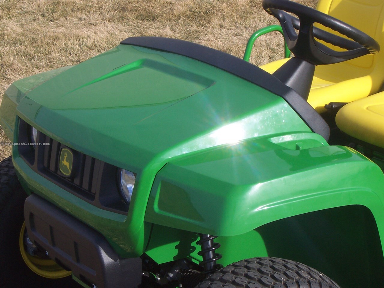 2024 John Deere TX 4X2 GATOR Image 10