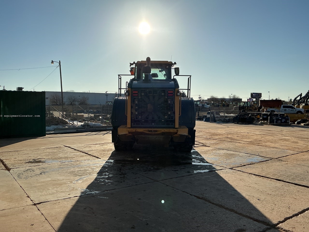 2020 John Deere 744L Image 10