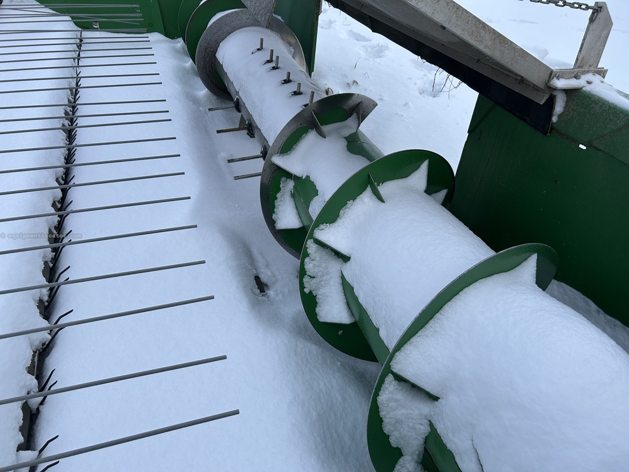 2014 John Deere 615P Image 10