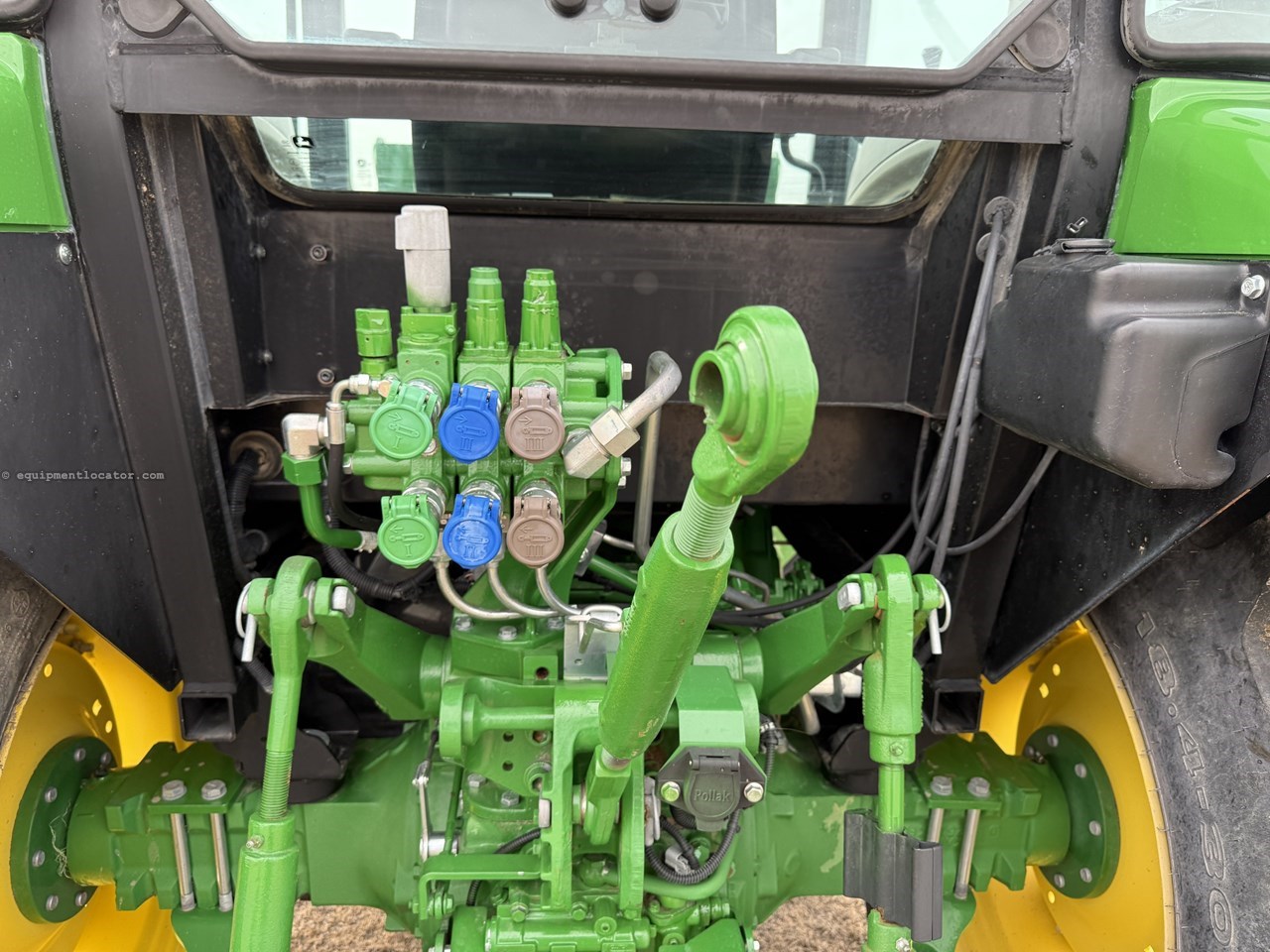2019 John Deere 5100E Image 10
