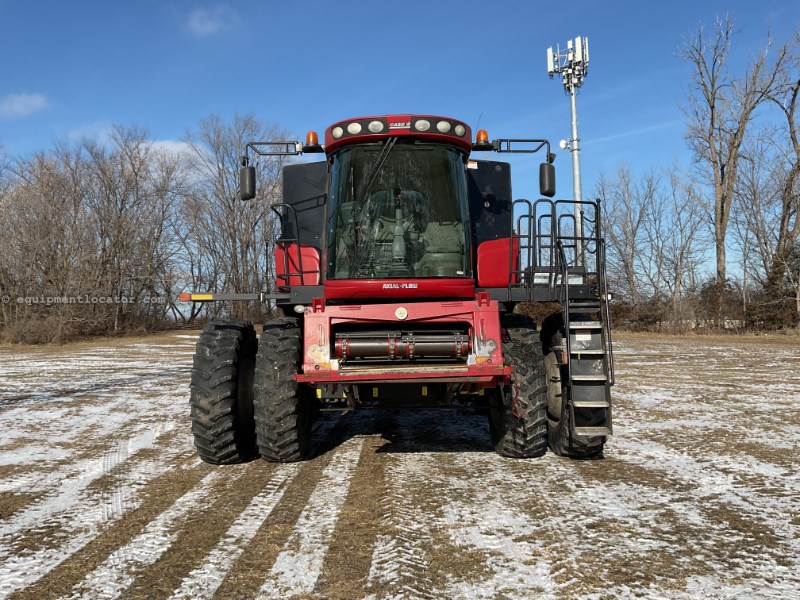 2005 Case IH 8010 Image 2