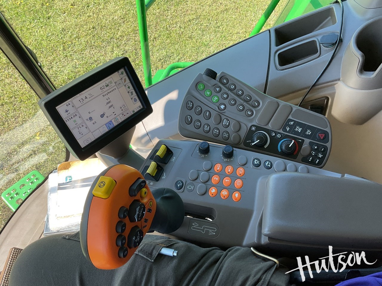 2016 John Deere S680 Image 10