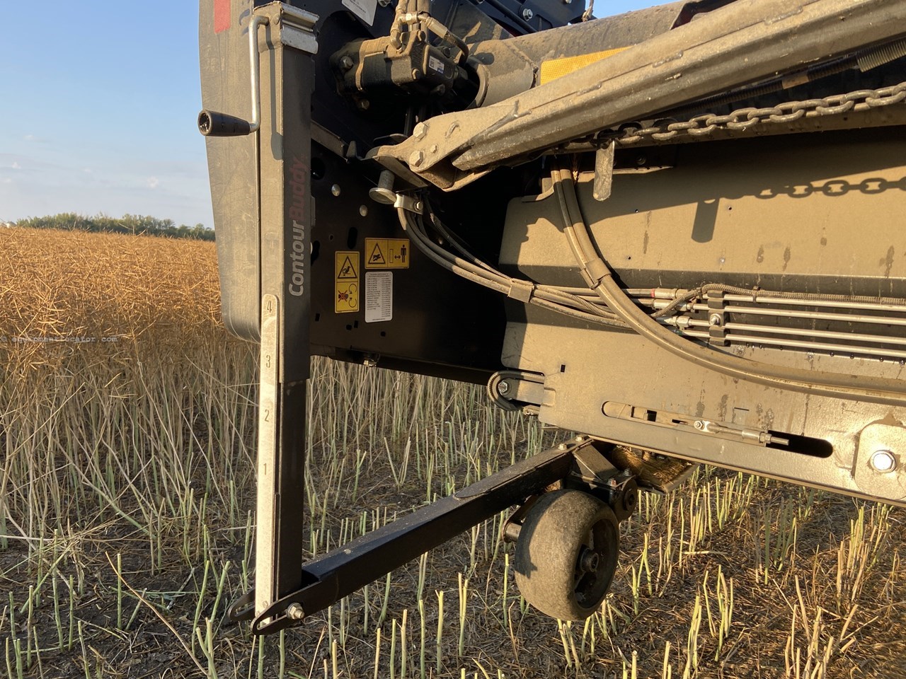 2021 MacDon FD140 Image 10