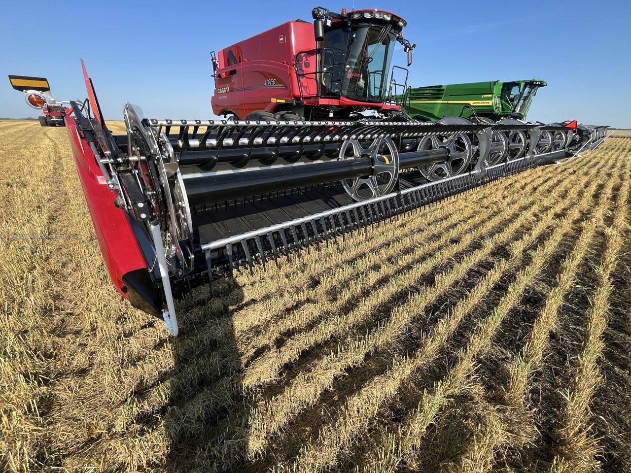 2025 MacDon FD240 Image 10