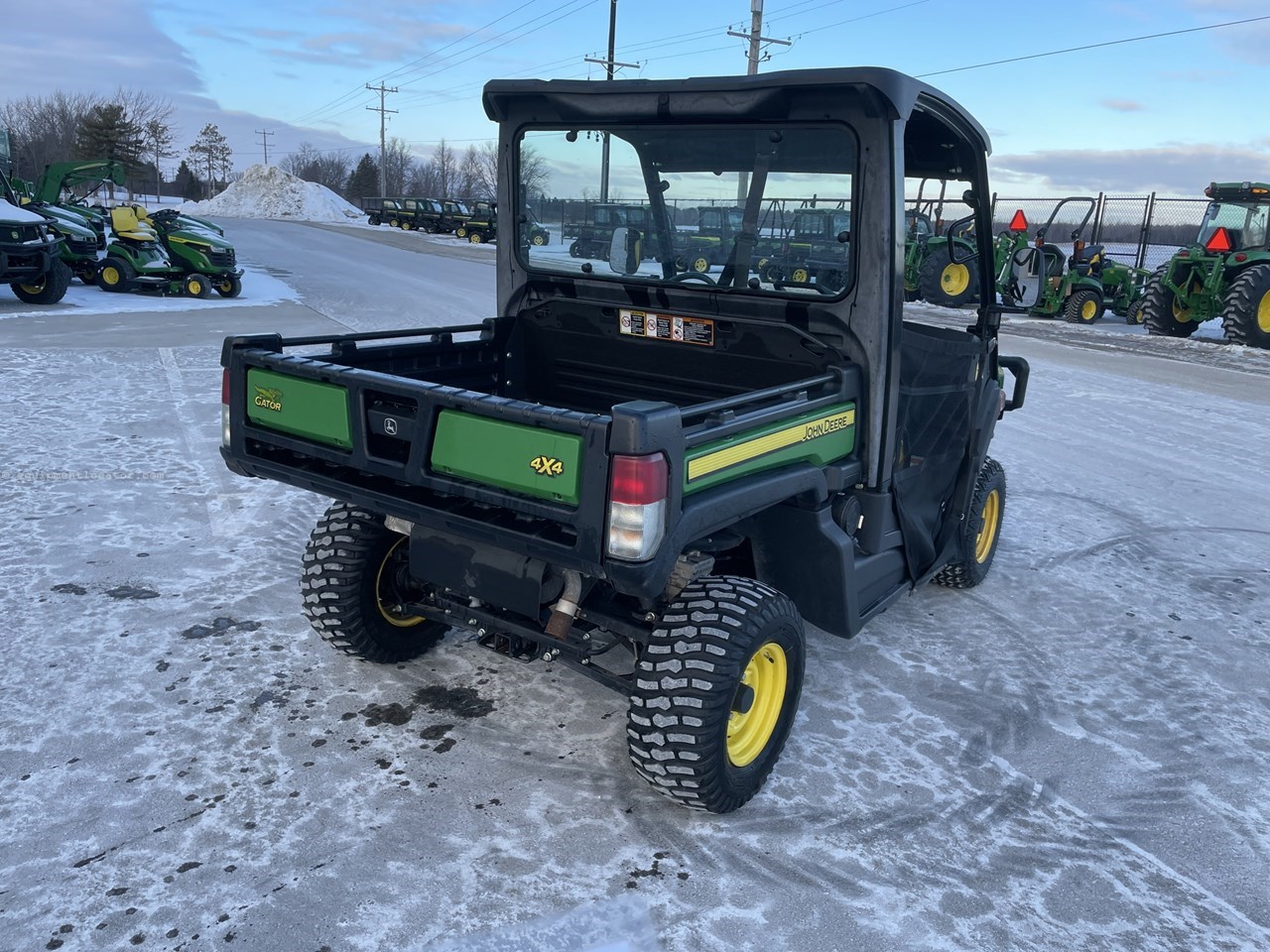 2020 John Deere XUV 835M Image 10