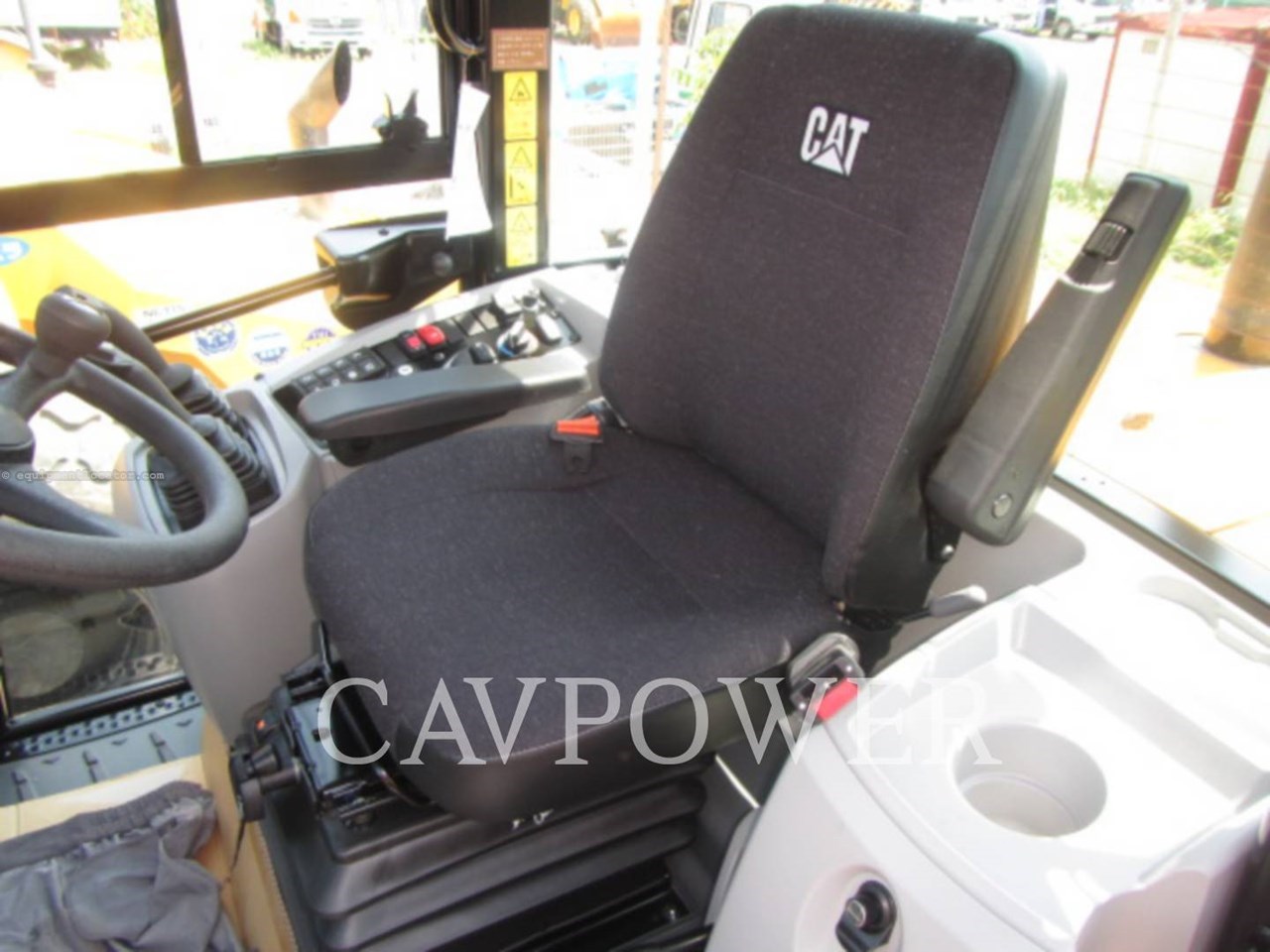 2023 Caterpillar 910-14 Image 16