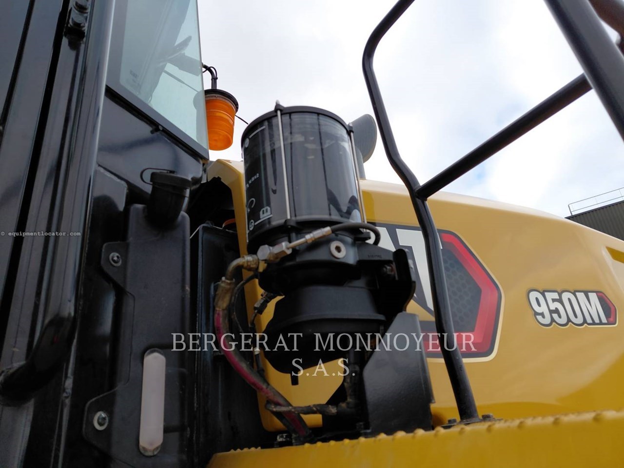 2023 Caterpillar 950M Image 10