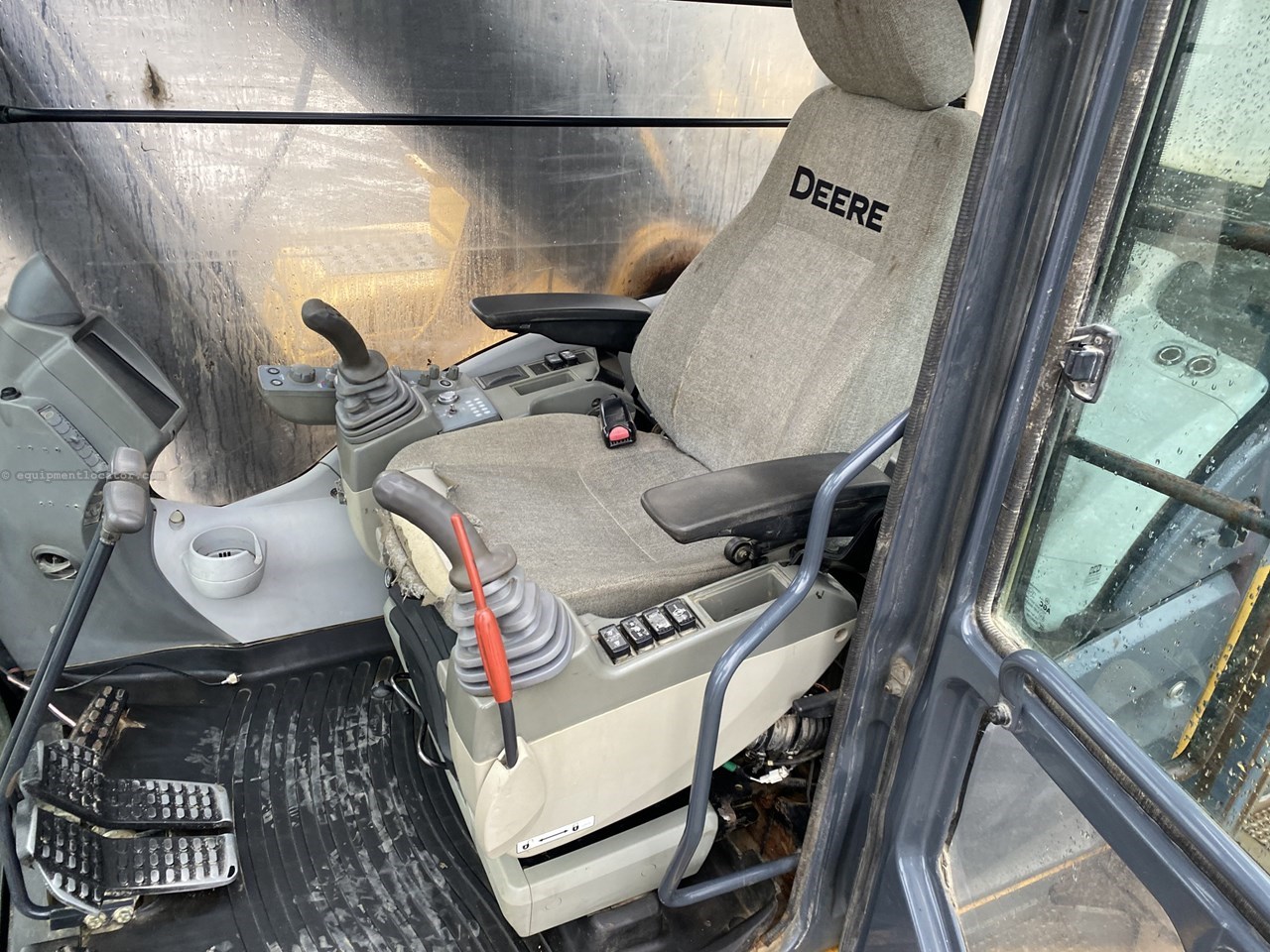 2013 John Deere 350G LC Image 5