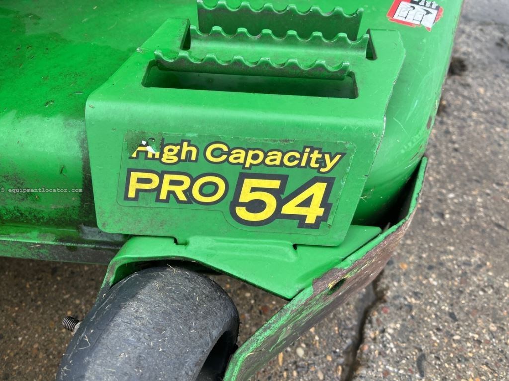 2019 John Deere Z740R Image 10