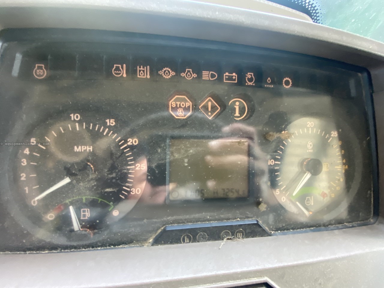 2003 John Deere 6320 Image 10