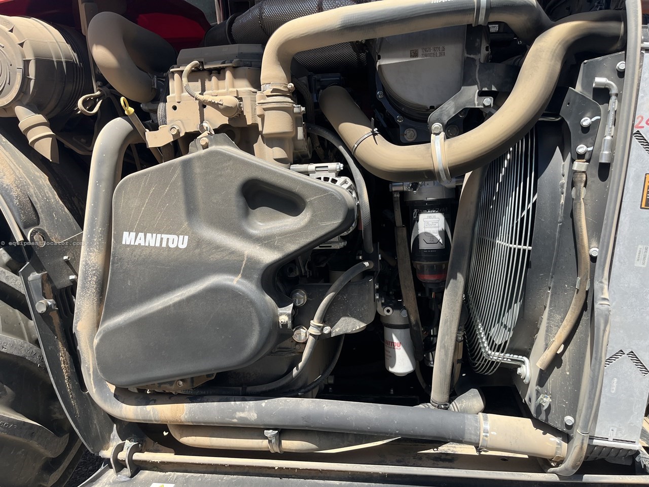 2023 Manitou 841-145 Image 16