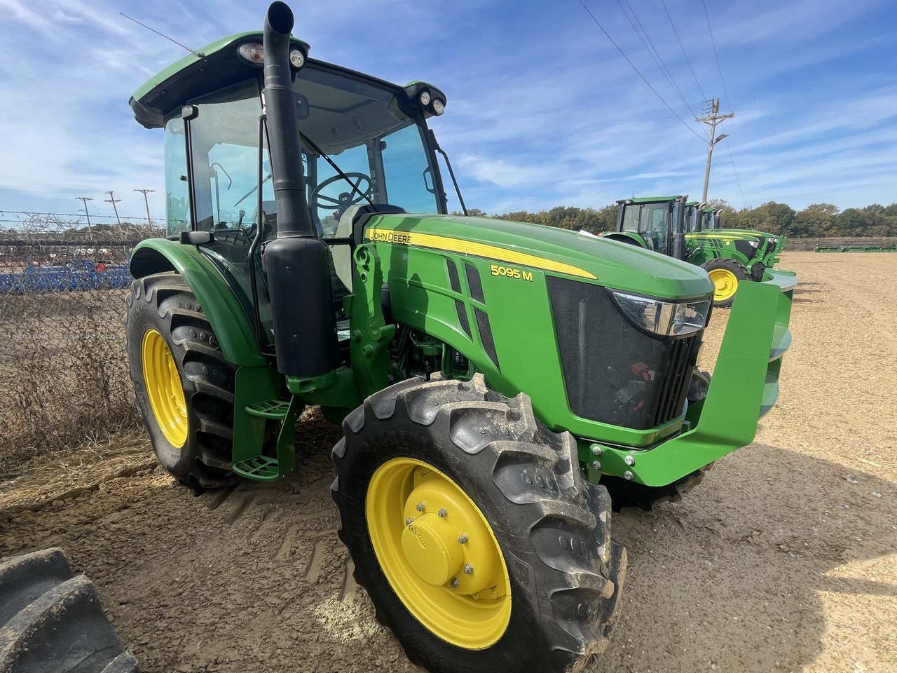 2024 John Deere 5095M Image 4