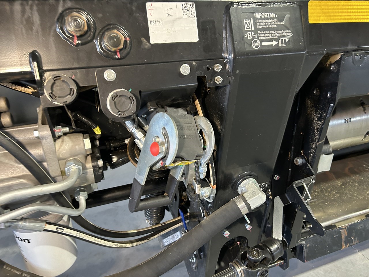 2022 MacDon FD245 Image 13