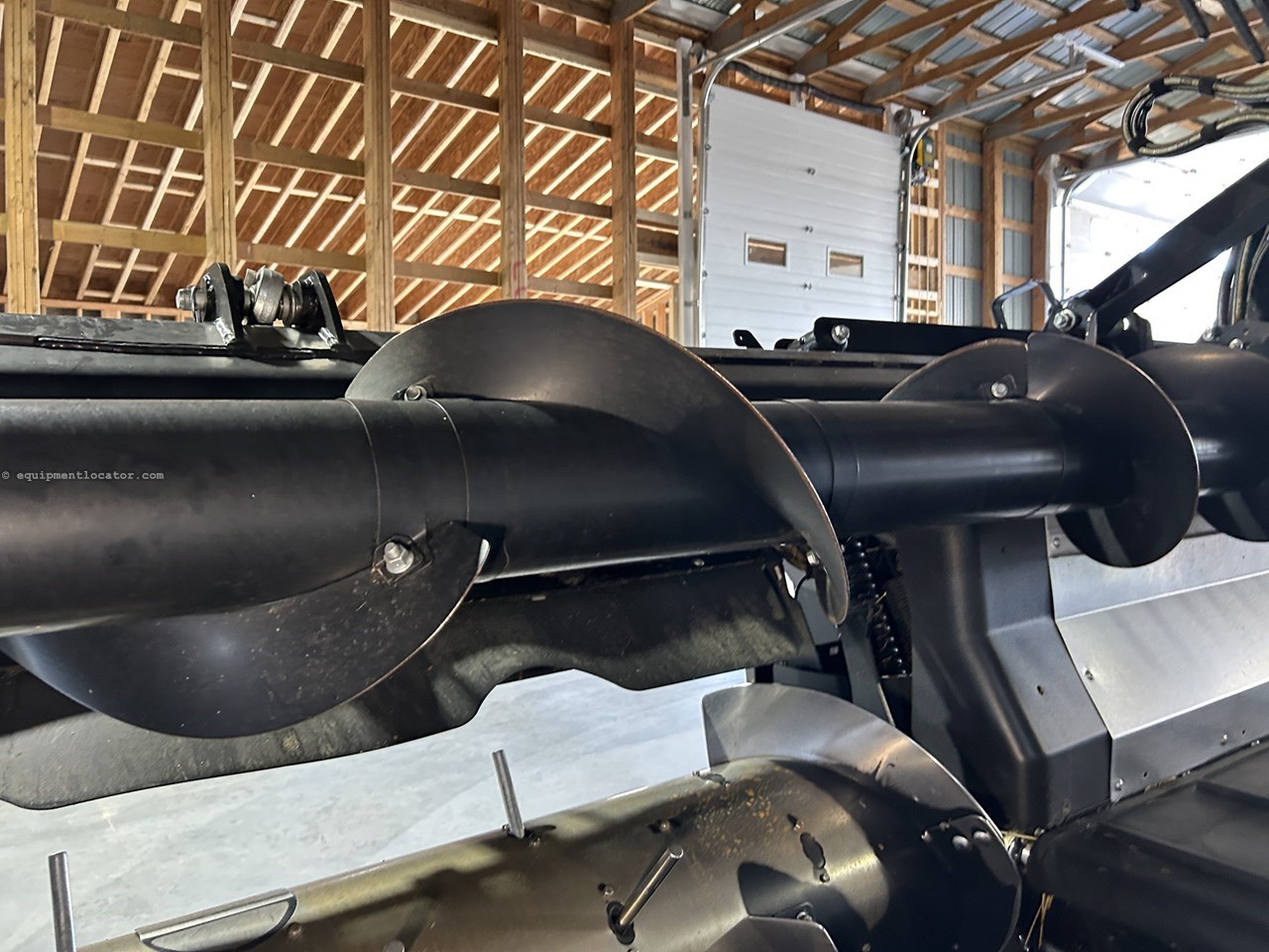 2022 MacDon FD245 Image 28