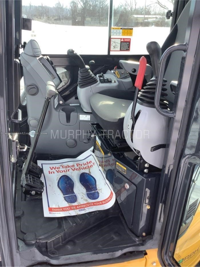 2024 John Deere 50 P Image 10