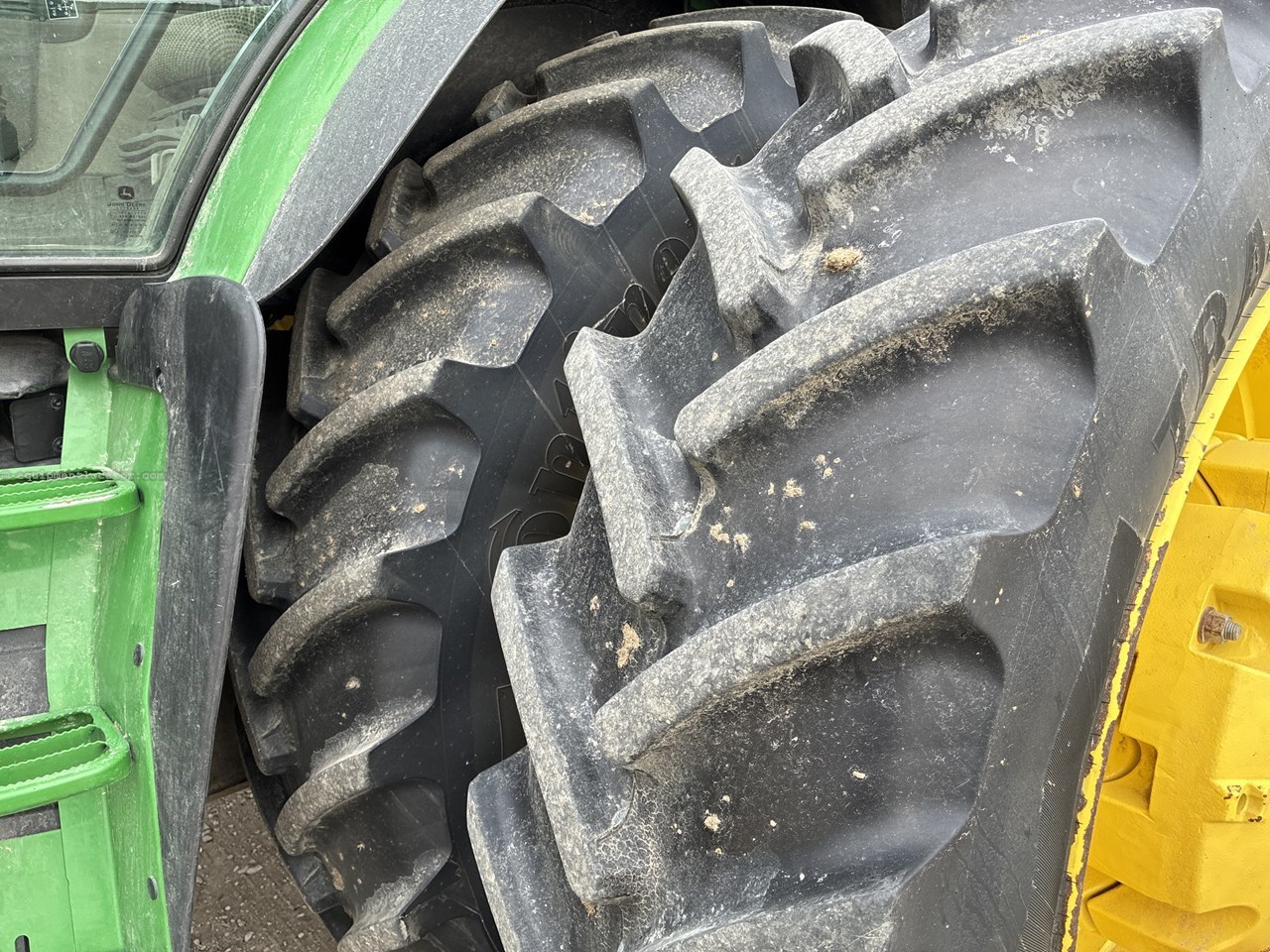 2024 John Deere 6R 195 Image 10